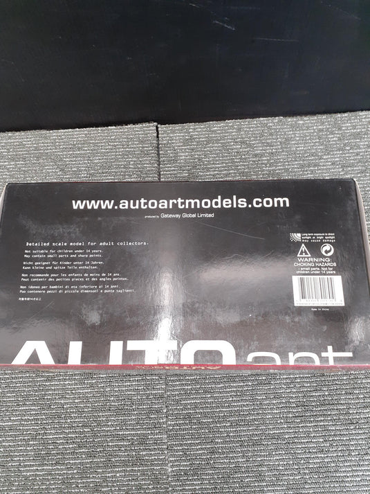 AUTOART NISSAN SKYLINE R34 1/18 Scale Model Car– Used