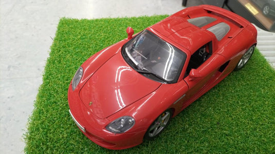 AUTOart Porsche CARRERA 1/18 Scale Model Car– Used