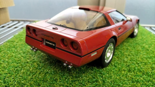 AUTOart CHEVROLET 1/18 Scale Model Car– Used