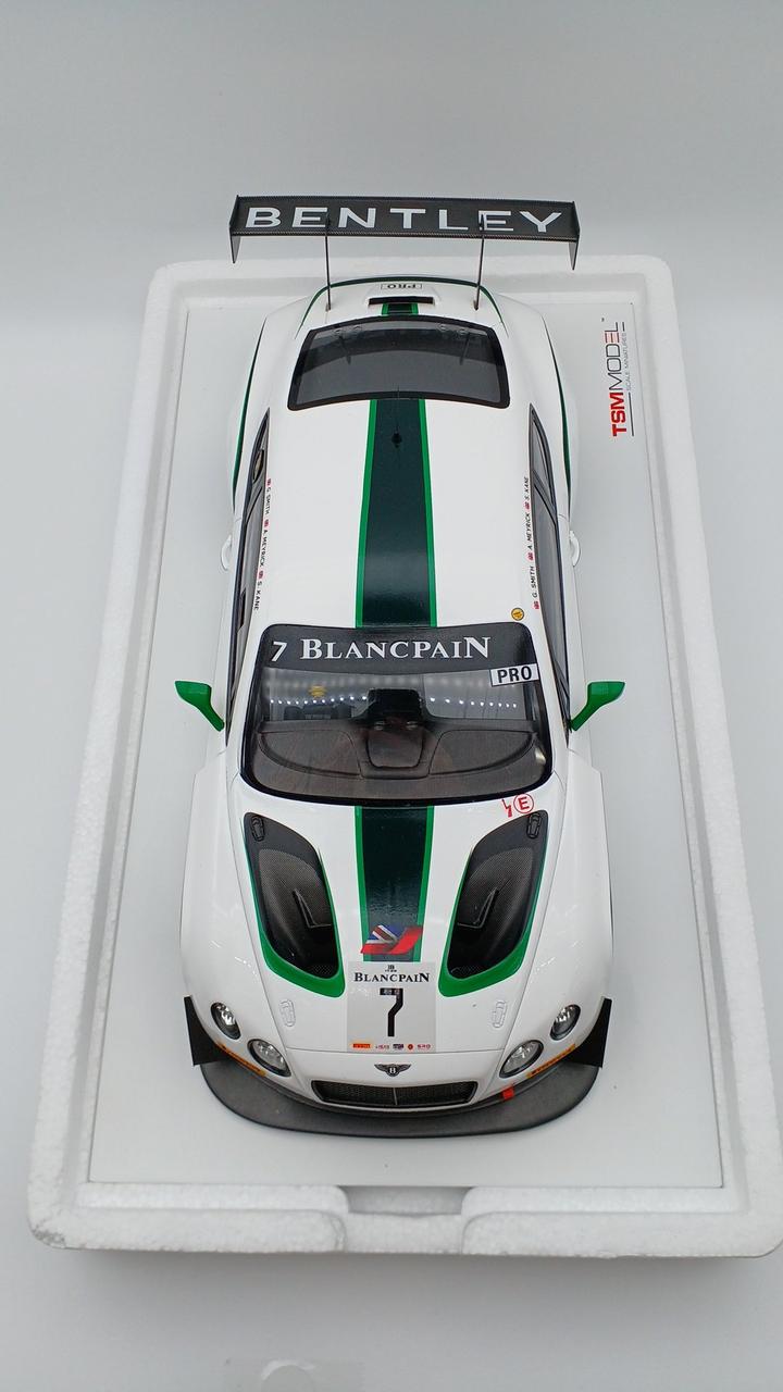 Cargue la imagen en el visor de la galería, TSM MODEL 1:18 TSM 2014 BENTLEY GT3 Scale Model Car– Used
