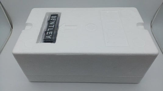 TSM MODEL 1:18 TSM 2014 BENTLEY GT3 Scale Model Car– Used