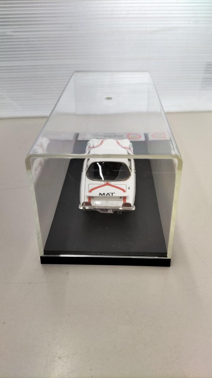 Chargez l&#39;image dans la visionneuse de la galerie, MAKE UP MAT VEHICLE from &quot;Return of Ultraman&quot; 1/43 Scale Car– Used
