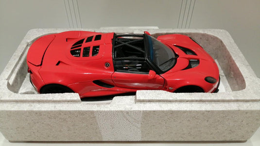 AUTOART Hennessey Venom GT 1/18 Scale Model Car– Used