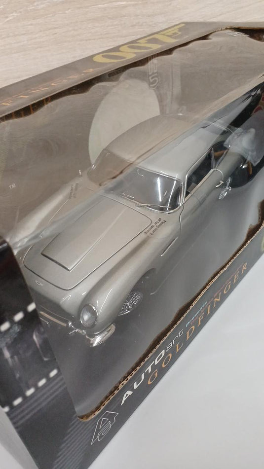 AUTOart 1/18 GOLDFINGER 007 Aston Martin DB5 Diecast Car– Used