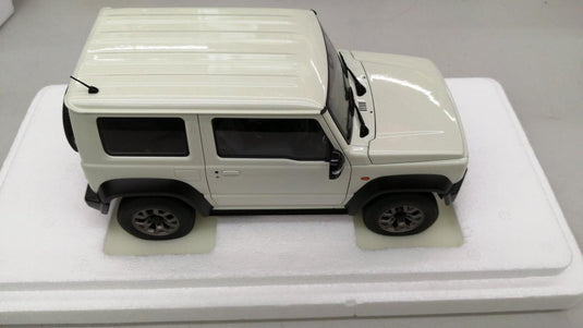 AUTOart 1/18 Suzuki Jimny Sierra Diecast Model Car– Used