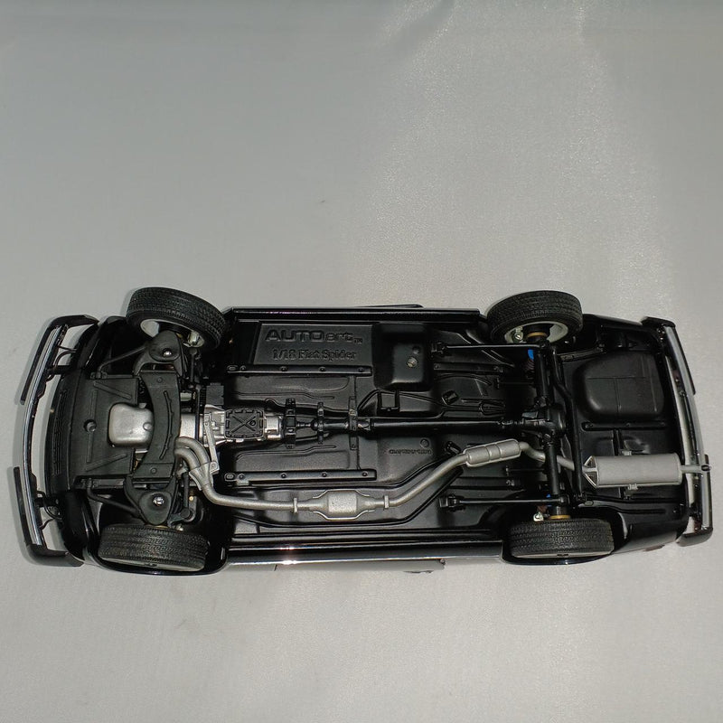 Load image into Gallery viewer, AUTOart FIAT 124 SPIDER 1/18 Scale Model Car– Used
