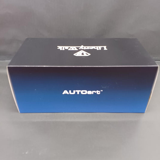 AUTOart 1/18 LB-WORKS LAMBORGHINI VENENO Scale Model Car– Used