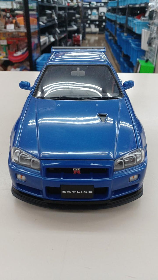 AUTOart R34 V-SPEC II SKYLINE GT-R 1/18 Scale Model Car– Used