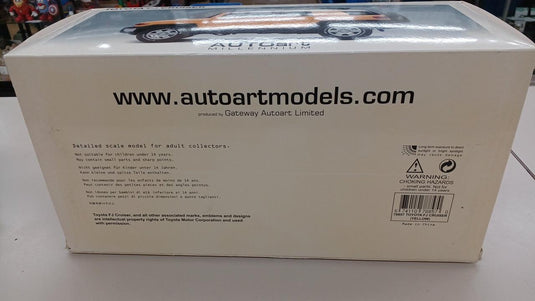 AUTOart TOYOTA FJ CRUISER 1/18 Scale Model Car– Used