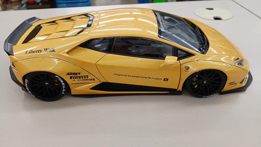 AUTOart Liberty Walk Metallic Yellow Lamborghini Huracan 1/18 Scale Model Car– Used