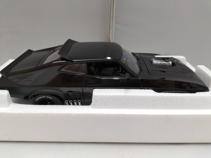 AUTOart Ford XB Falcon Tuned Version 