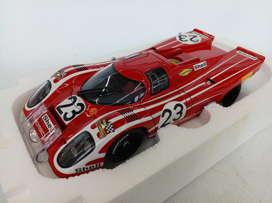 AUTOart 1/18 Porsche 917 Le Mans Winner Diecast Model Car