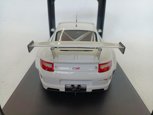 AUTOart 1/18 Porsche 911 (997) GT3 RSR Plain Body Ver. White