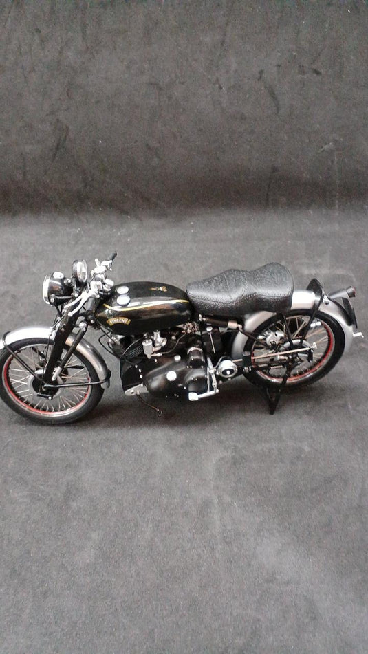 MINICHAMPS 1/12 Vincent HDR Series C Black Shadow 1950 Motorcycle Model