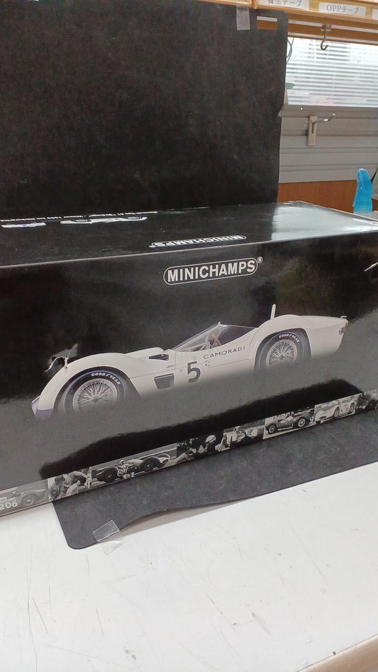 MINICHAMPS 1/12 Maserati Tipo 61 "Birdcage" Diecast Model