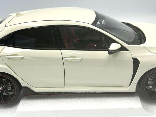AUTOart HONDA Civic TYPE R (FK8) 2021 1/18 Scale Model Car– Used