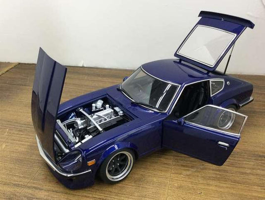 AUTOart 77451 Nissan Fairlady Z (S30) "Devil Z" 1/18 Scale Model Car– Used