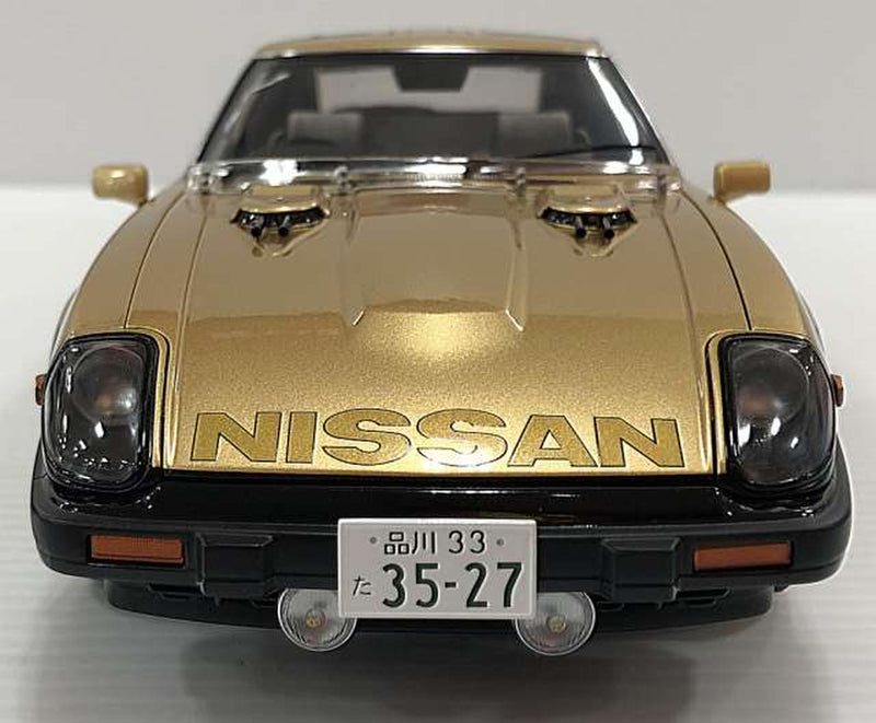 Laden Sie das Bild in Galerie -Viewer, AUTOart &quot;Seibu Keisatsu&quot; 1/18 Nissan Fairlady 280Z Super Z Scale Car– Used
