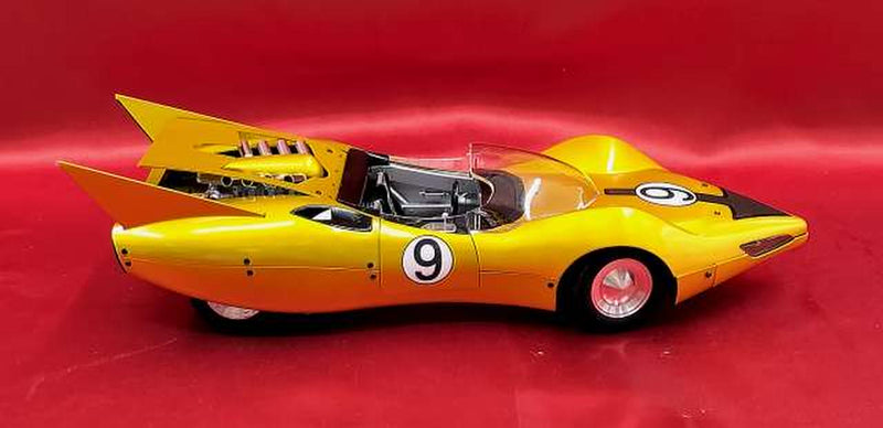 Laden Sie das Bild in Galerie -Viewer, Audix Sci-Fi West &quot;Ryusei-go&quot; (Meteor) 1/18 Scale Car– Used
