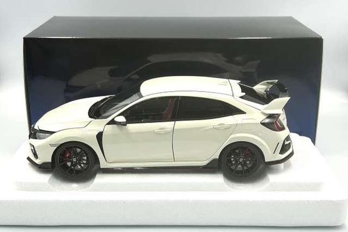 AUTOart HONDA Civic TYPE R (FK8) 2021 1/18 Scale Model Car– Used