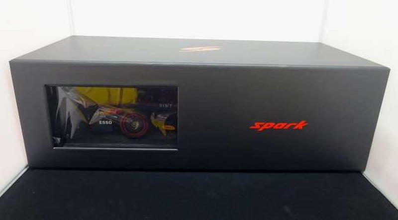 Load image into Gallery viewer, SPARK 2022 F1 Dutch GP Red Bull RB18 NO.1 Oracle 1/18 Scale Model Car– Used
