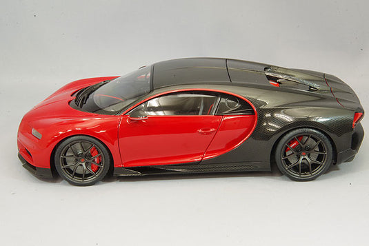AUTOart 1/18 Bugatti Chiron Sport 2019 Red / Carbon Black