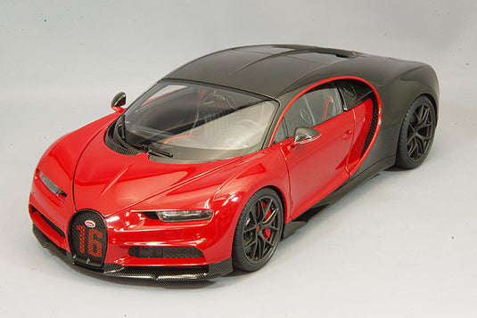 AUTOart 1/18 Bugatti Chiron Sport 2019 Red / Carbon Black