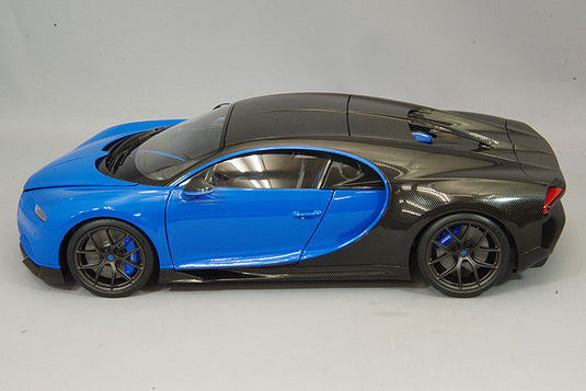 AUTOart 1/18 Bugatti Chiron Sport 2019 French Blue / Carbon Black