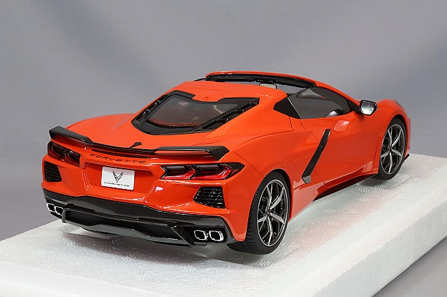 Carica immagine in Galleria Viewer, AUTOart 1/18 Chevrolet Corvette C8 Stingray Z51 Orange
