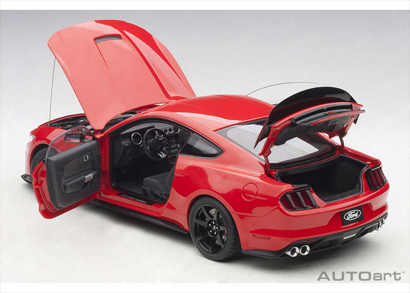Laden Sie das Bild in Galerie -Viewer, AUTOart 1/18 Ford Shelby GT350R Red
