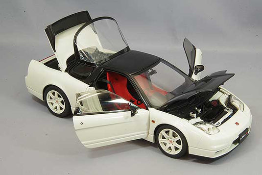 AUTOart 1/18 Honda NSX-R (NA2) Championship White / Black Carbon