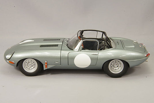 AUTOart 1/18 Jaguar Lightweight E-Type Silver