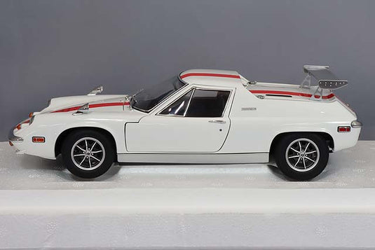AUTOart 1/18 Lotus Europa Special 