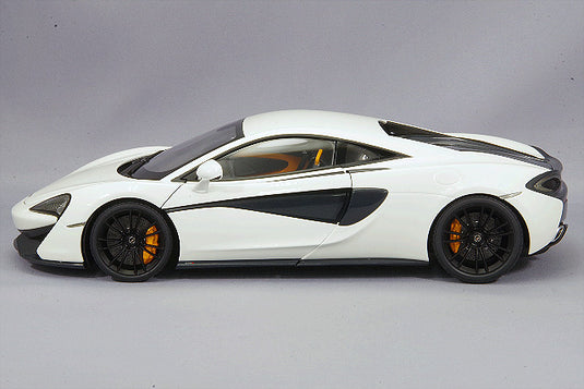AUTOart 1/18 McLaren 570S White