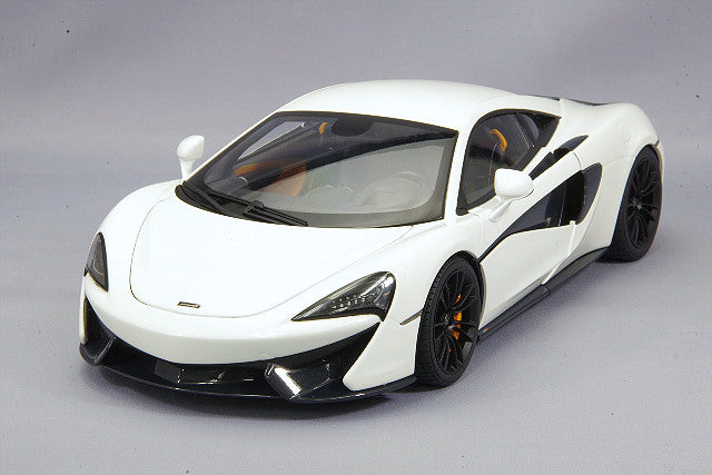 AUTOart 1/18 McLaren 570S White