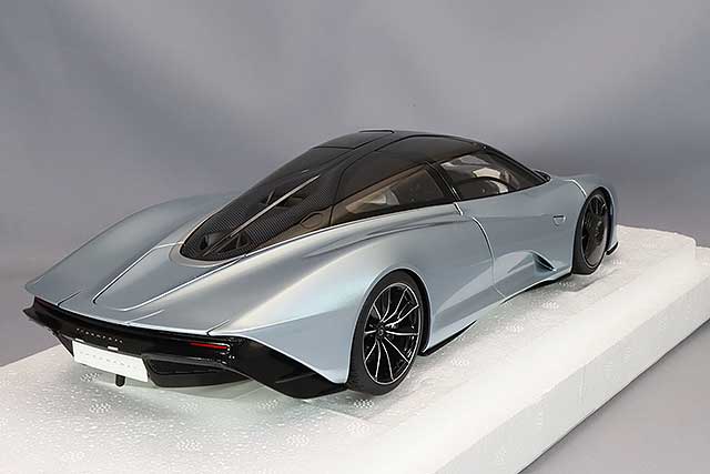 Carica immagine in Galleria Viewer, AUTOart 1/18 McLaren Speedtail Metallic Light Blue
