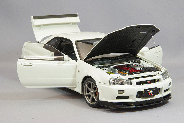 Carica immagine in Galleria Viewer, AUTOart 1/18 Nissan Skyline GT-R (R34) V-spec II White Pearl
