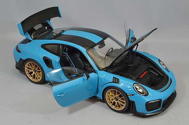 Carica immagine in Galleria Viewer, AUTOart 1/18 Porsche 911 (991.2) GT2 RS Weissach Package Blue / Carbon Black
