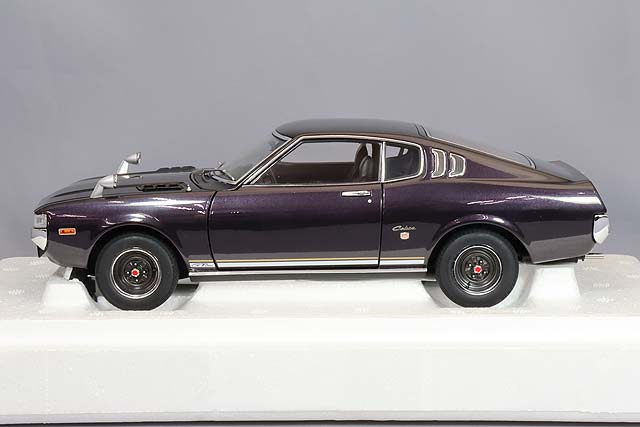 Carica immagine in Galleria Viewer, AUTOart 1/18 Toyota Celica Liftback 2000GT (RA25) 1973 Dark Purple Metallic
