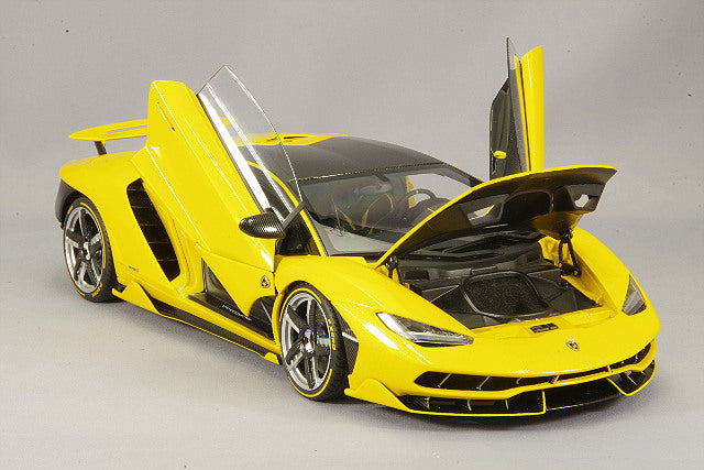 Laden Sie das Bild in Galerie -Viewer, AUTOart 1/18 Lamborghini Centenario Metallic Yellow

