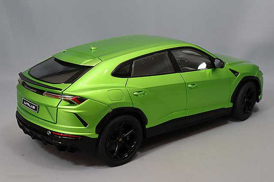 AUTOart 1/18 Lamborghini Urus Pearl Green