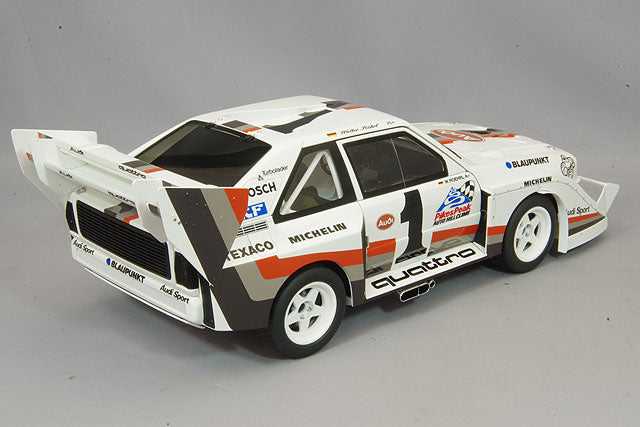 Laden Sie das Bild in Galerie -Viewer, AUTOart 1/18 Audi Sport Quattro S1 1987 Pikes Peak Winner #1 W. Röhrl
