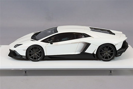 EIDOLON 1/43 Lamborghini Aventador LP720-4 50° Anniversario 2013 Pearl White (Pink Effect)