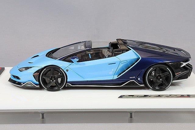 Cargue la imagen en el visor de la galería, EIDOLON 1/43 Lamborghini Centenario Roadster LP770-4 2016 Blu Cepheus / Blu Hera
