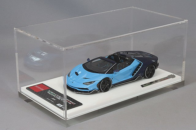 Cargue la imagen en el visor de la galería, EIDOLON 1/43 Lamborghini Centenario Roadster LP770-4 2016 Blu Cepheus / Blu Hera
