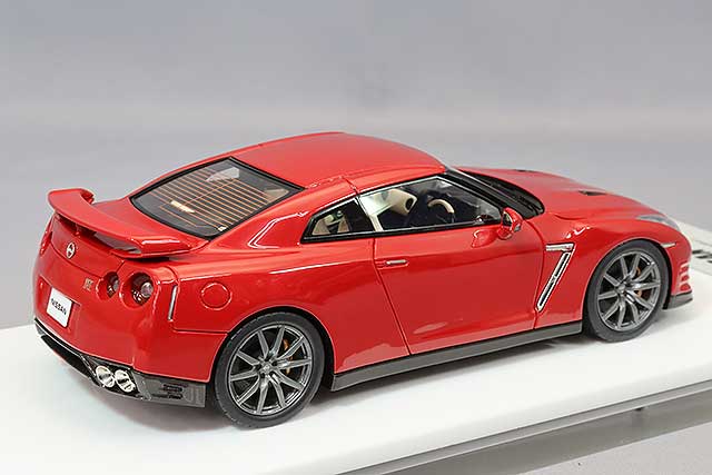 Load image into Gallery viewer, EIDOLON 1/43 Nissan GT-R 2014 Vibrant Red
