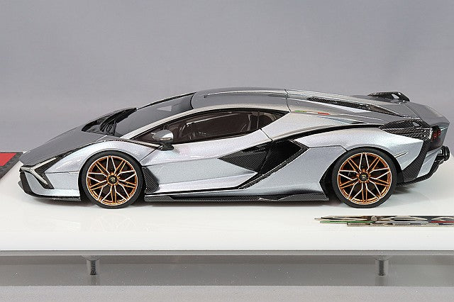 Load image into Gallery viewer, EIDOLON 1/43 Lamborghini Sián FKP 37 2019 Grigio Antares
