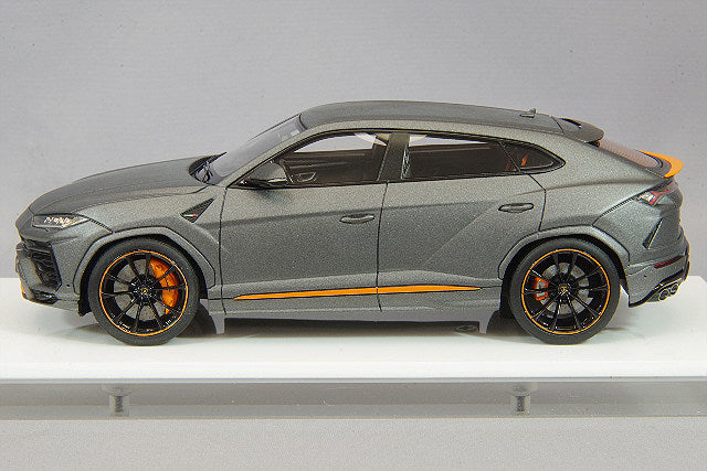 Laden Sie das Bild in Galerie -Viewer, EIDOLON 1/43 Lamborghini Urus Graphite Capsule 2020 Grigio Keres (Matt Dark Gray / Orange Accent)
