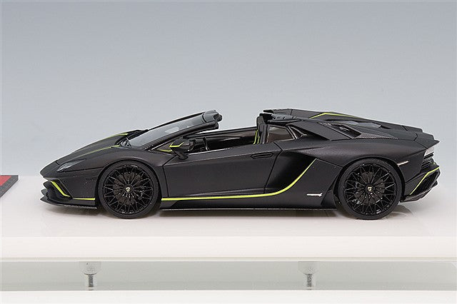 Cargue la imagen en el visor de la galería, EIDOLON 1/43 Lamborghini Aventador S Roadster Japan Ltd. Edition 2021 Nero Pulso / Green Stripe
