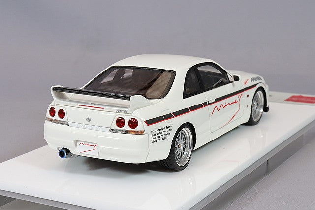 Cargue la imagen en el visor de la galería, EIDOLON 1/43 Mine&#39;s Skyline GT-R (BCNR33) White
